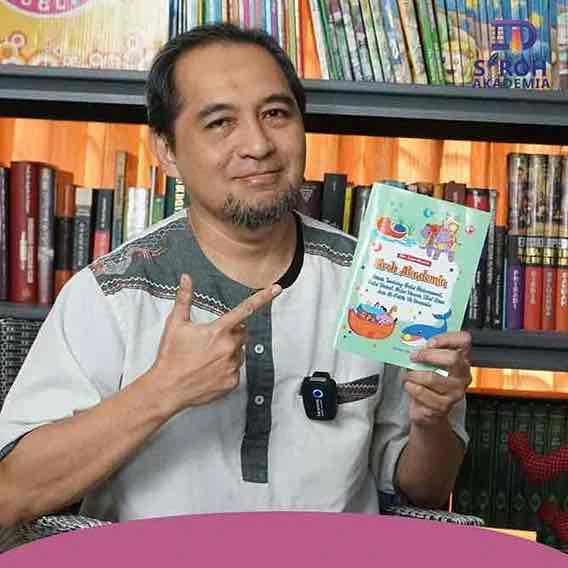 Buku Siroh Akademia